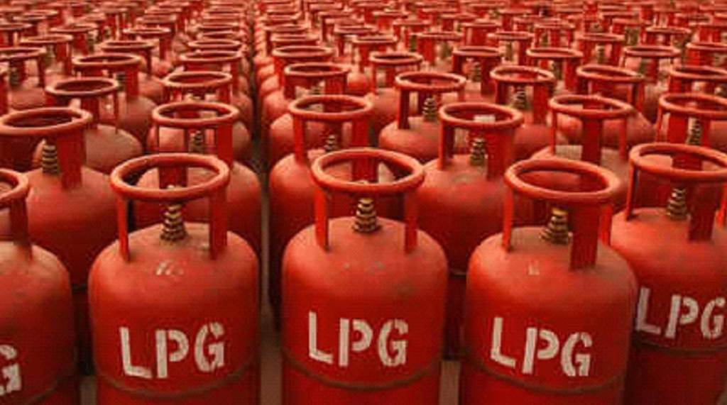 Adequate Stock of Gas Cylinders in the District Uttam Singh
